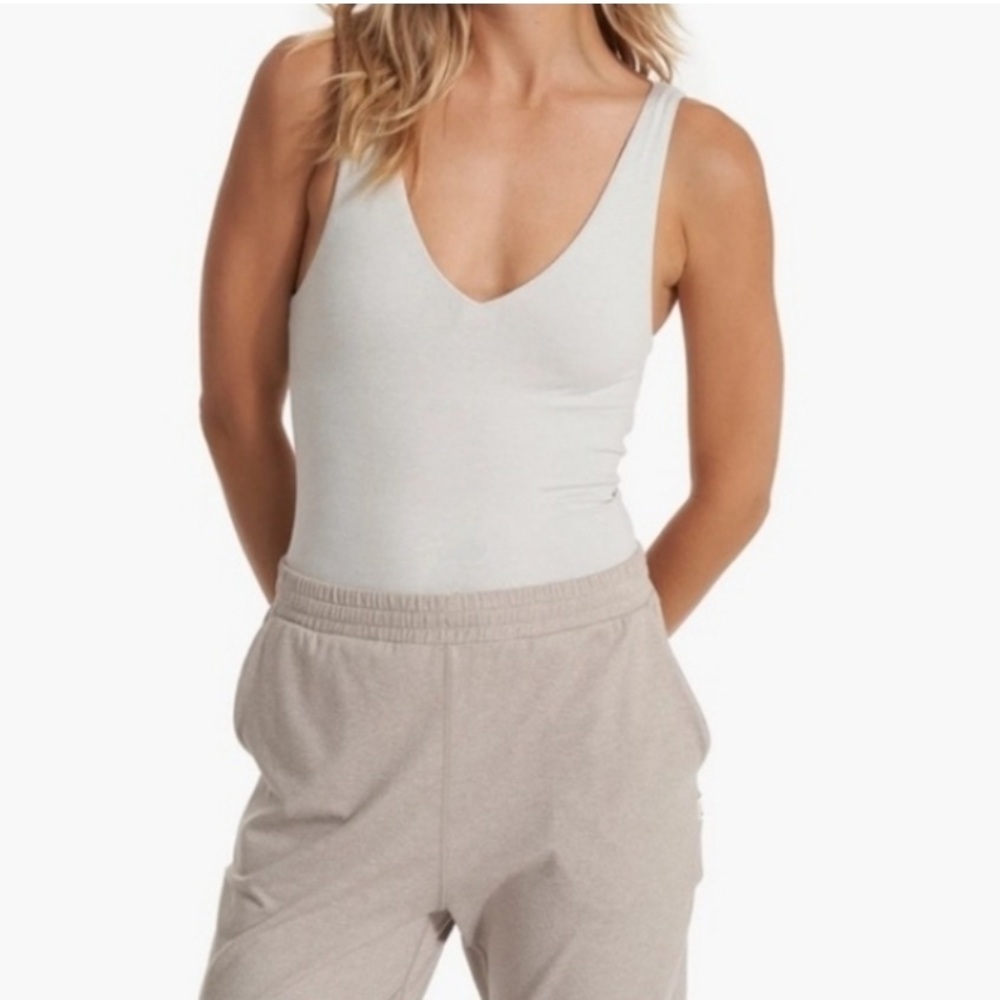 NWT Vuori cream bodysuit